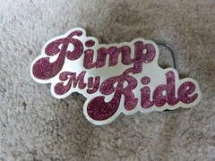 VTG 2004 PIMP MY RIDE Belt Buckle Fine Pewter 4731C Purple Sparkle Acrylic 4.25&Prime;