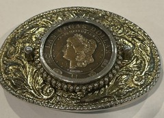 VINTAGE LAS VEGAS COIN BELT BUCKLE FAUX 1878 COIN OVAL SILVER/GOLD