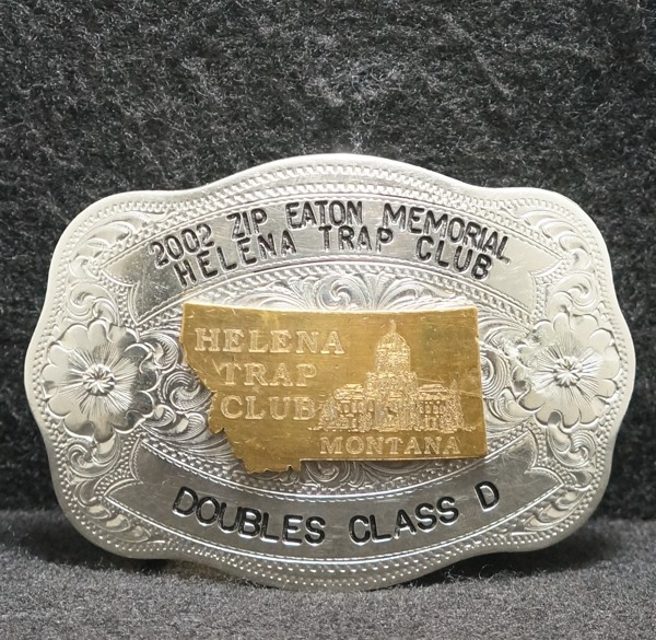 WJ11113 NICE VINTAGE 2002 ***HELENA TRAP CLUB DOUBLES CLASS D*** GUN BELT BUCKLE
