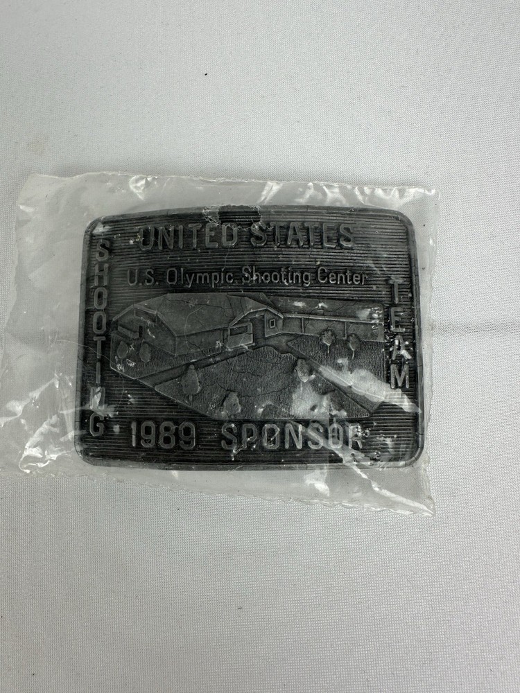 U.S. UNITED STATES OLYMPIC SHOOTING CENTER TEAM 1989 SPONSOR BELT BUCKLE