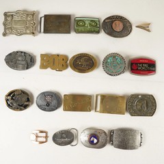 19x Vintage & Modern Belt Buckles w/ Various Themes 32313