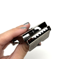 Vintage 90s Silver-tone Metal Flame Skull Military Slide Buckle for 1.5&Prime;Web Belt