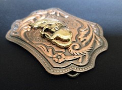 VTG Bowing Horse End Of Trail Copper Tone W Gold Horse Belt Buckle Men&rsquo;s Ornate