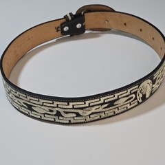 YAC Leather And Silk Blk And White Horse Head Design Belt 34&Prime;