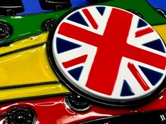 Electric Guitar Tuning Keys Shaped Belt Buckle W/ Uk Flag Union Jack Spinner
