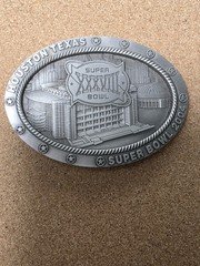 Super Bowel 2004 Houston Texas Pewter 2 1/2&Prime; X 3 1/2&Prime; Oval Belt Buckle