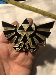 2007 LEGEND OF ZELDA Triforce NINTENDO Gold And Black BELT BUCKLE 4.75”