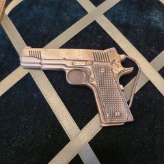 hot topic Y2K 2000s pistol gun belt buckle great American products 100% pewter