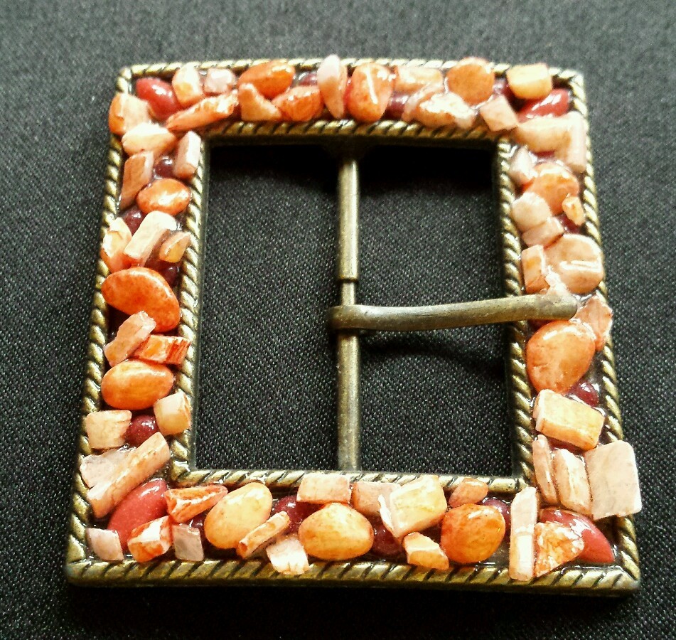 COLORFUL RED AND PINK STONE LIKE ADORNED SQUARE WESTERN BELT BUCKLE