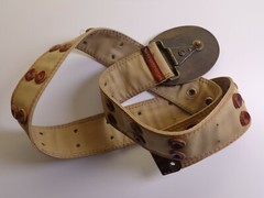 VTG RARE HUGO BOSS LEATHER NATIVE AMERICAN INDIAN CHIEF HEAD BELT BUCKLE 42,9&Prime;