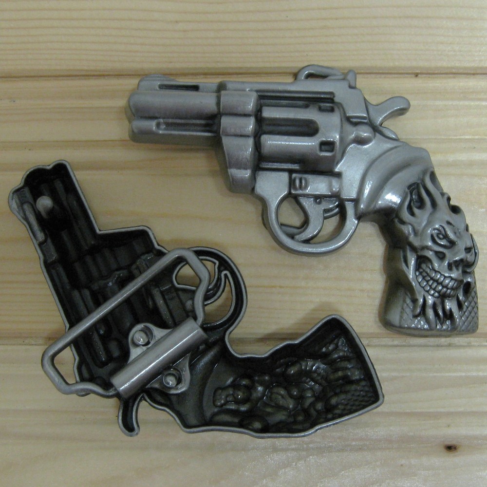 Weapon Gun skull head biker motorcycle belt buckle