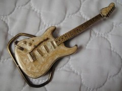 Vintage Retro 1985 3-D Enamel Electric Guitar Belt Buckle – Serial Number 1448