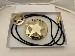 Texas Ranger 2 piece set, belt buckle and bolo (Gold)