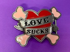 LOVE SUCKS Red Hearts Pink Crossbones Ladies Buckle Rage Belt Buckle