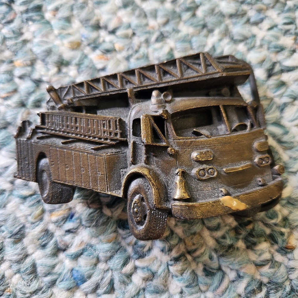 1978 Bergamot Brassworks Fire Truck Belt Buckle G-38 Made in USA