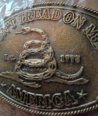 DON&rsquo;T TREAD ON ME, EST. 1775, with Gadsden coiled Snake metal belt Buckle, New!
