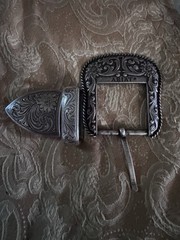 Ariat Men&rsquo;s Silver Western Belt Buckle Floral Engraved Metal