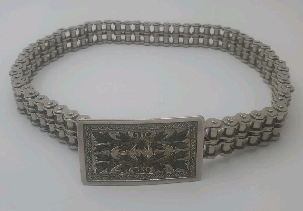 Vintage 1970s Japan D.I.D.40 Motorcycle Chain Belt Etched Buckle 32&Prime; Stainless