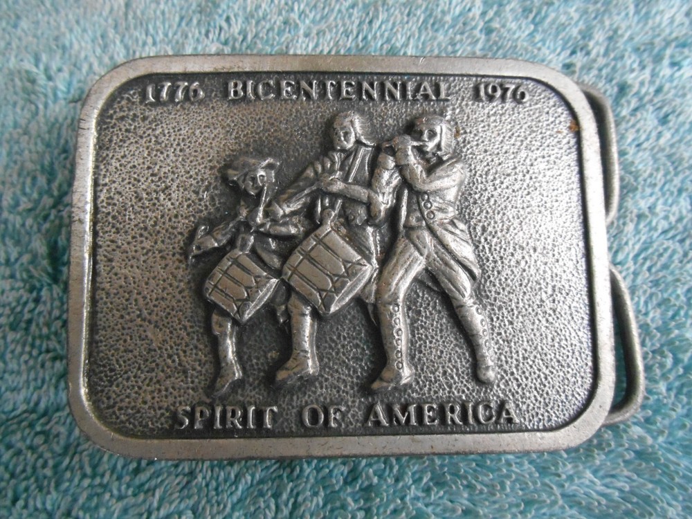 VINTAGE BICENTENNIAL 1776-1976 SPIRIT OF AMERICA METAL BELT BUCKLE