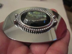 MOTHER OF PEARL STONE INSIDE ACRYLIC DESIGN BELT BUCKLE – GW-13