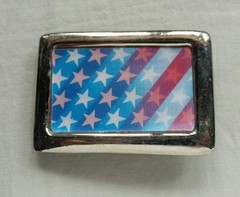 RED WHITE & BLUE STARS & STRIPES HOLOGRAPHIC AMERICAN FLAG PATRIOTIC BELT BUCKLE