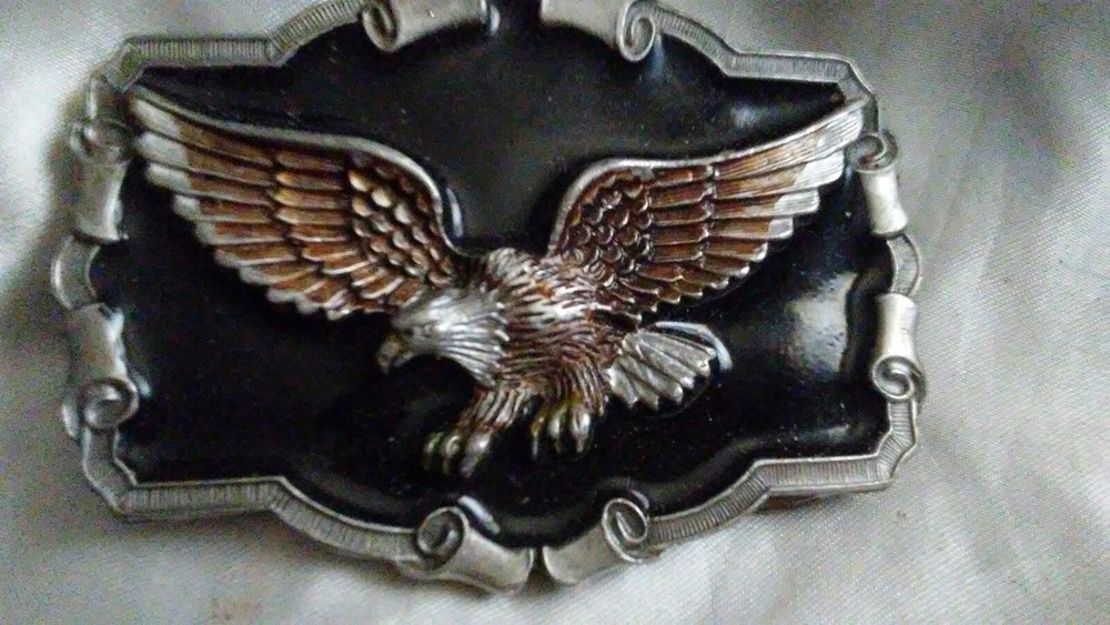 VINTAGE EAGLE BUCKLE SILVER TONE WITH BLACK ENAMEL