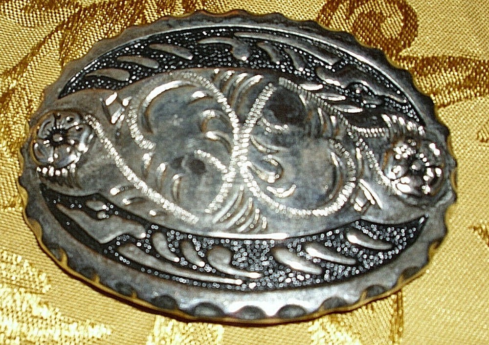 Vintage Belt Buckle Made in USA Black & Silver Western Style 3- 1/2&Prime; X 2- 3/4&Prime;