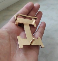 Belt Buckle Style. Gold Tone .