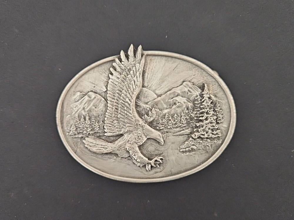 Siskiyou Buckle Company – Eagle Landing, Mountains, Sunset – No. 0-10 (1982)
