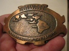 HAWAII CROSSROADS OF THE PACIFIC BELT BUCKLE – MADE IN CANADA – GW-16
