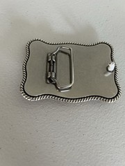 WESTERN STYLE BELT BUCKLE WITH LONGHORN IN THE CENTER