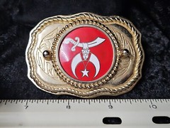 SHRINER Vintage GoldTone Red/White Star Sword Belt Buckle