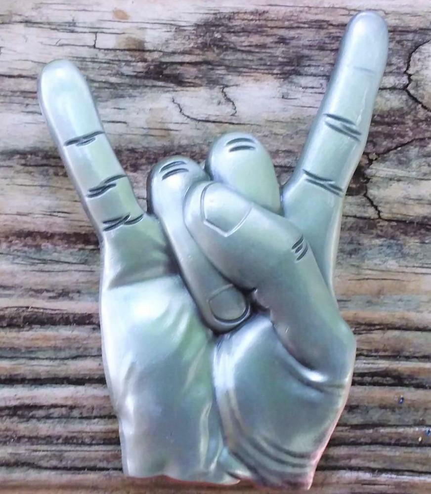 NEW HAND LOVE PEACE SIGN HORN ROCK MUSIC BELT BUCKLE