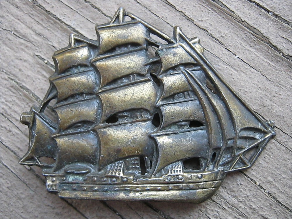 VINTAGE CAST METAL SCHOONER 12 SAILS NAUTICAL SAILING SHIP SAIL BOAT BELT BUCKLE