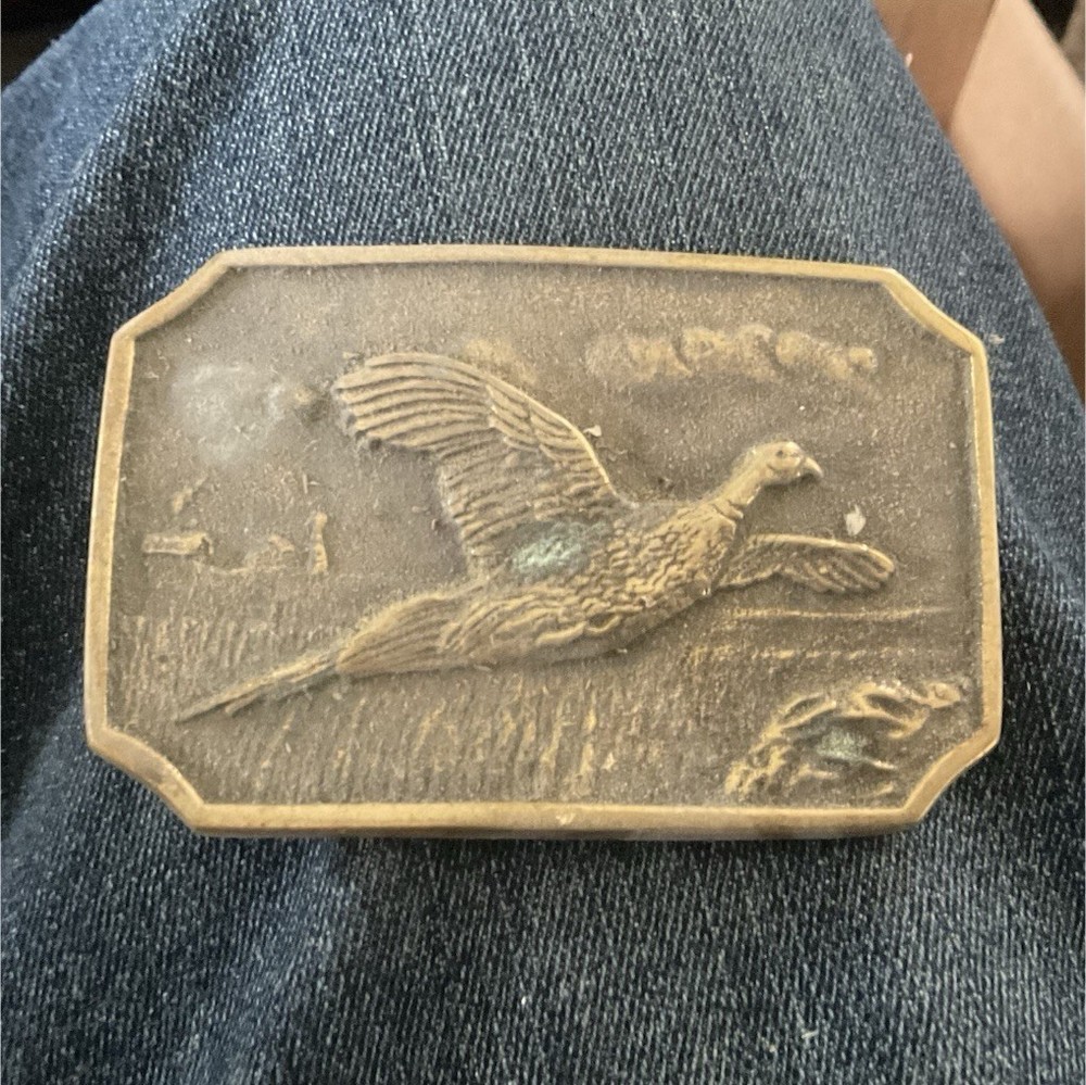 Solid Brass Bird Hunting Animal Print Belt Buckle Antique Finish Vintage 1.5&Prime;