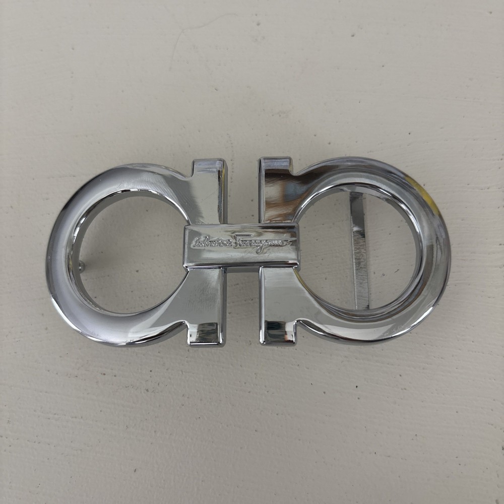 Salvatore Ferragamo Silver Tone Belt Buckle For 2 Inch Belts – Good