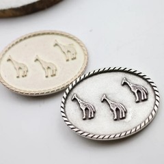 Belt Buckle Giraffe Family Antique Silver Oval Animal Print Safari Nature Design