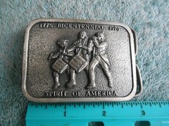 VINTAGE BICENTENNIAL 1776-1976 SPIRIT OF AMERICA METAL BELT BUCKLE