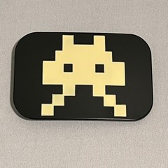 Space Invader Belt Buckle Black Yellow Retro Pixel Arcade Metal Collectible