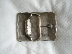 BUCK AND DOE DEER WILDLIFE SCENE BELT BUCKLE Embossed Pewter
