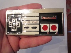 NINTENDO BELT BUCKLE – TUB CR