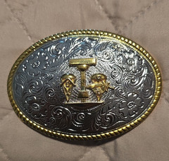 Men&rsquo;s Oval Western Belt Buckle Engraved Floral Silver/Gold 1.5in Justice 2008