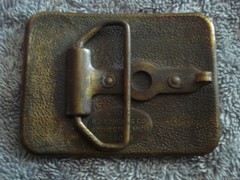 VINTAGE 1970&rsquo;s CHEVROLET CLASSIC CAR BELT BUCKLE (3&Prime; X 2 1/4&Prime;)