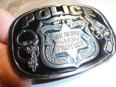 VINTAGE 1985 GREAT AMERICAN BUCKLE CO. USA. POLICE WE SERVE & PROTECT PREOWNED