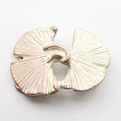 Gingko Leaves Belt Buckle, Rosepearl, Natural Metal Design with Gingko Leaves