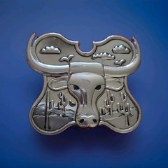 Longhorn Steer/Bull Clip On Belt Buckle Cactus Desert Landscape Silvertone