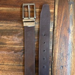 Nike Men&rsquo;s Leather Belt Size 40 Black/Brown Reversible Silver Buckle
