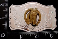 LK20132 VINTAGE ***RAISED HORSE HEAD INSIDE HORSESHOE*** WESTERN BELT BUCKLE