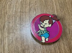 FLINSTONES PEBBLES BELT BUCKLE HANNA BARBERA LICENSED