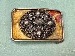 Chunky Raised Flower Swirl Theme Oval Cluster In Rectangular Belt Buckle
